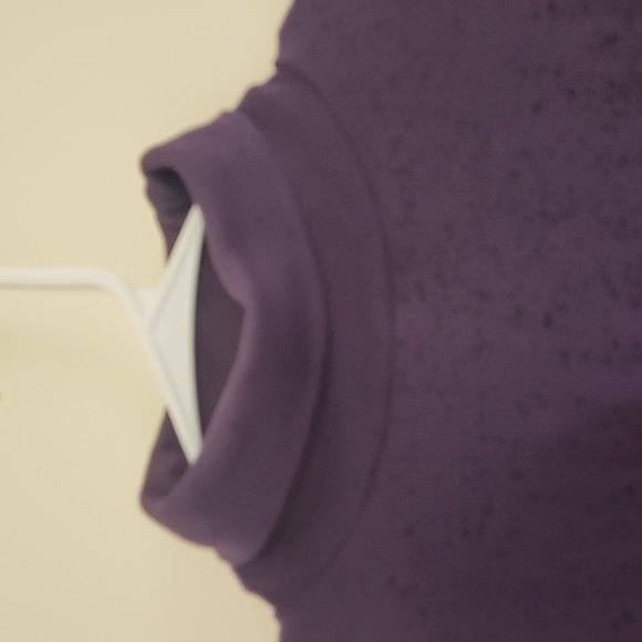 Athleta Flurry Base Layer Turtleneck in ombre purple and black Size Medium - Picture 5 of 9